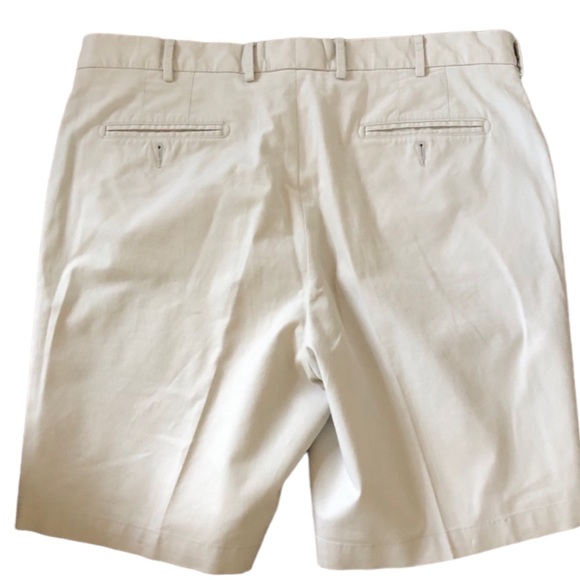 2 Pair of Peter Millar Pilot Twill Shorts in Stone & Khaki. Classic Fit. Size 38 - Picture 9 of 11